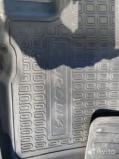 Автомобильные коврики резиновые