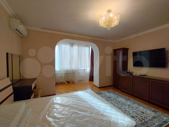 2-к. квартира, 75 м², 2/5 эт.