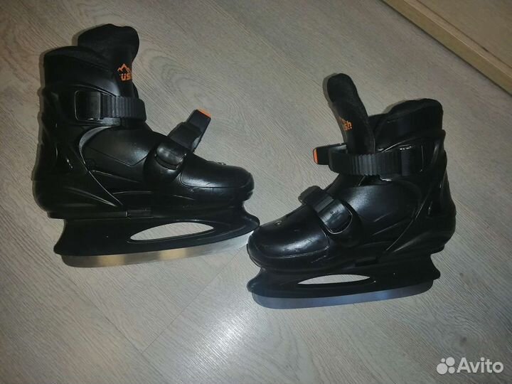 Коньки детские ледовые