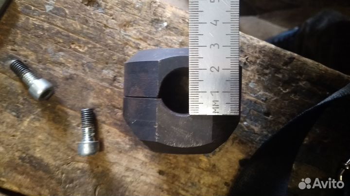 Блокиратор рулевого вала