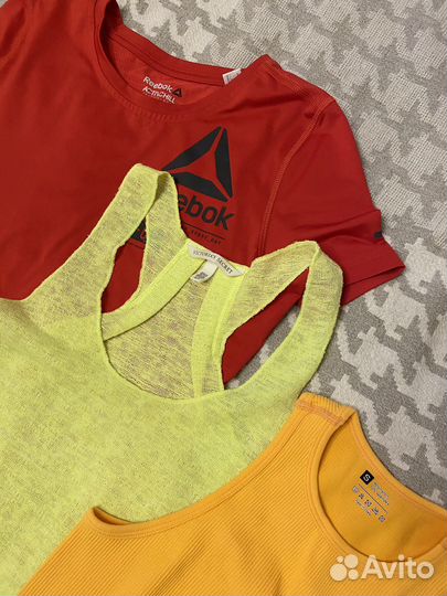 Спортивные вещи леггинсы шорты топ