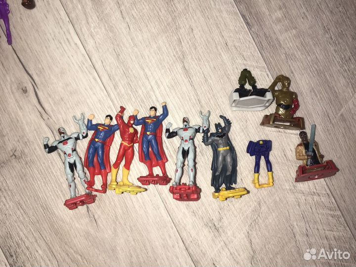 Коллекционные фигурки цена за лот