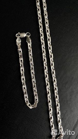 Серебряная якорная цепь