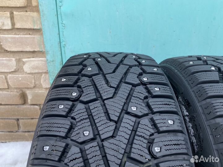 Pirelli Ice Zero 205/60 R16 96T