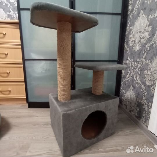 Домик-когтеточка для кошек