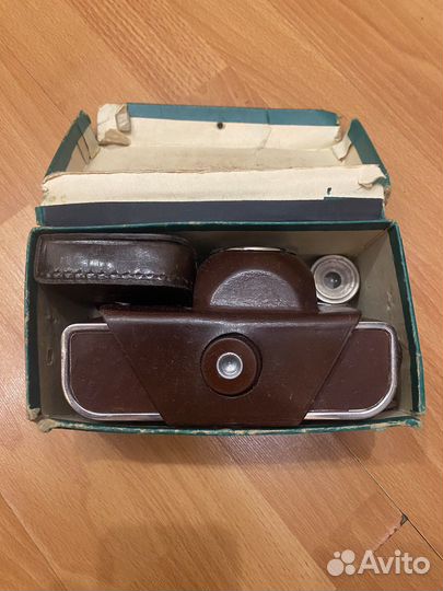Фотоаппарат пленочный Ленинград СССР