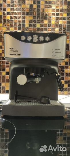 Кофемашина redmond RCM-1503
