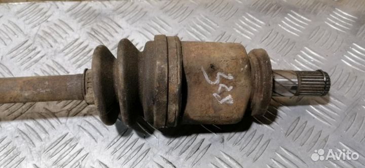 Полуось передняя правая Nissan Primera 1996 2002