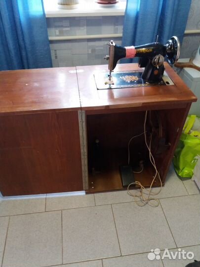 Машинка швейная Подольск