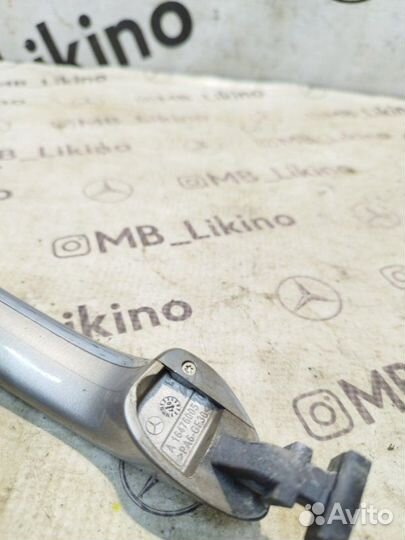 Ручка двери внешняя левая Mercedes R-Class W251