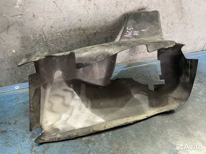 Воздуховод левый Audi A6 C5 allroad