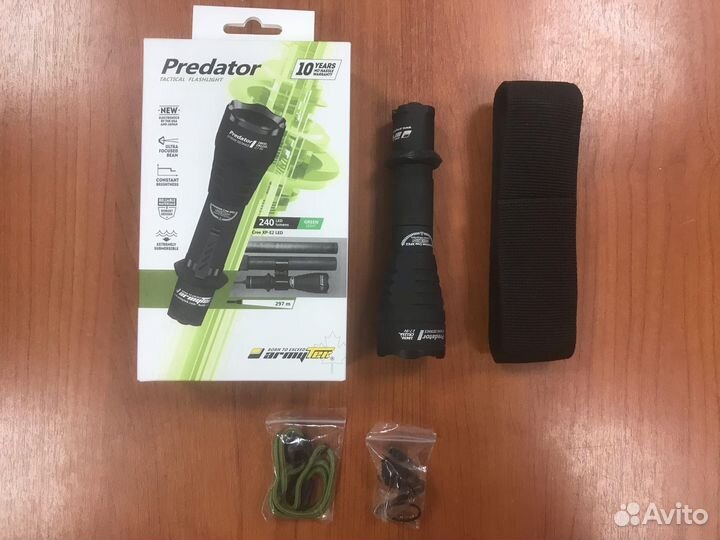 Фонарь Armytek Predator v3 XP-E2 (Зеленый диод)