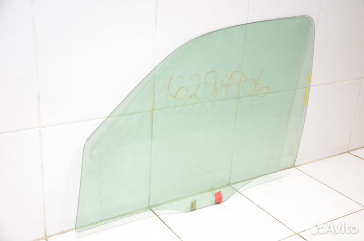 Стекло двери переднее левое Mazda Tribute EP3 2.3