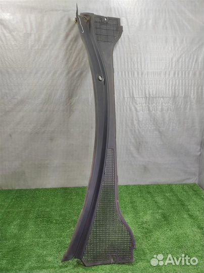 Решетка стеклоочистителей Renault Clio 3 2006