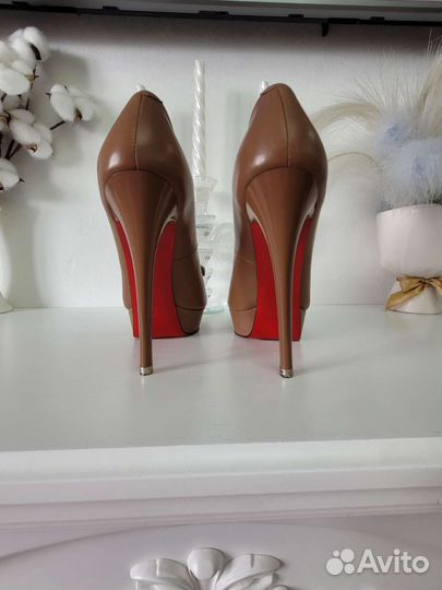 Туфли Sasha Fabiani