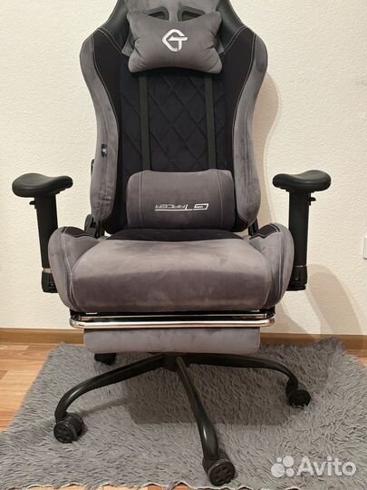 Компьютерное кресло