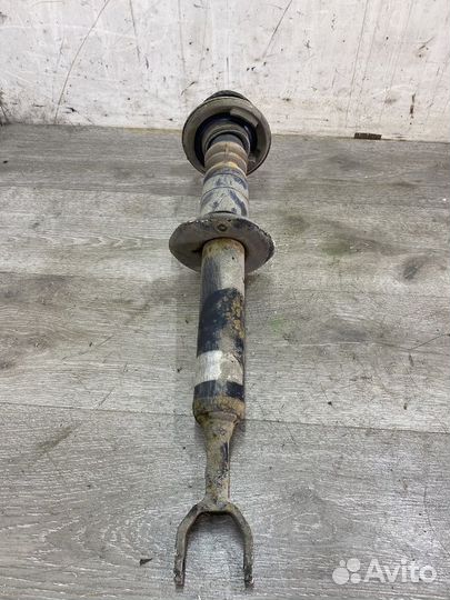 Амортизатор передний левый Audi A6