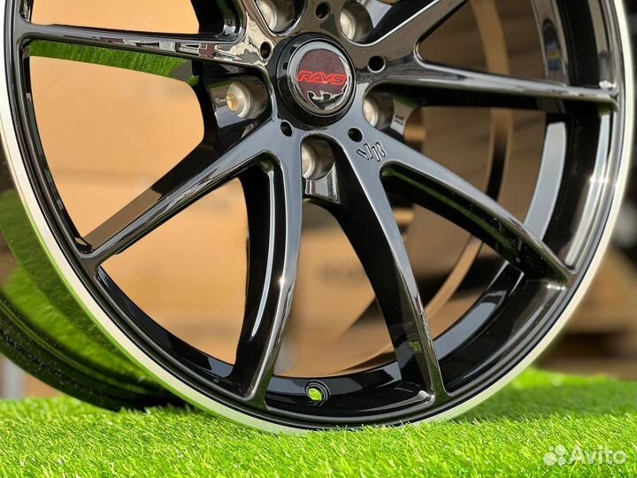 Разноширокие диски Rays G25 r18 5x114.3