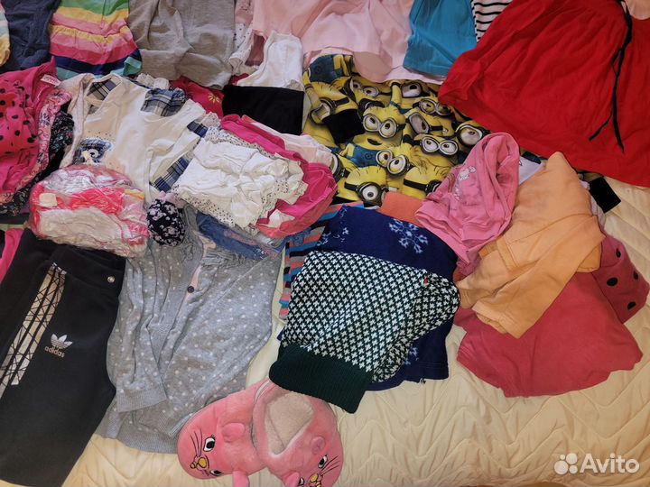 Пакеты одежды на девочку р.104-116