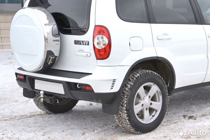 Фаркоп под квадрат Chevrolet Niva