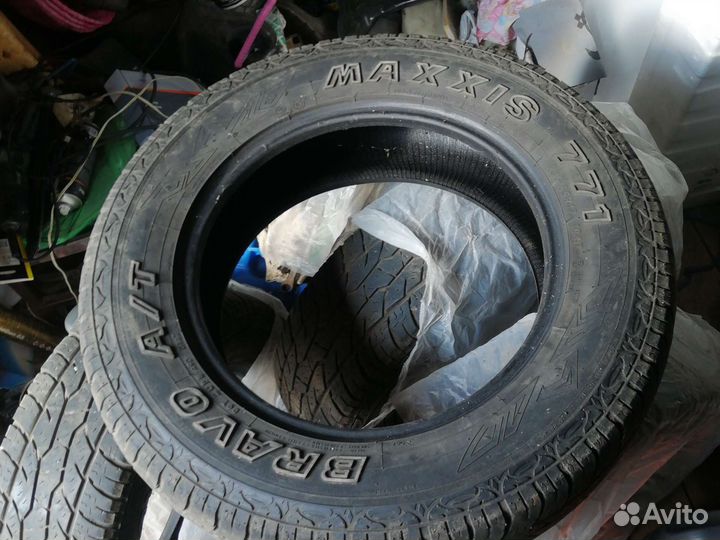 Maxxis Bravo AT-771 23.5/65 R17