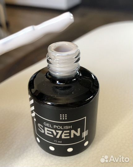 Гель лак для ногтей