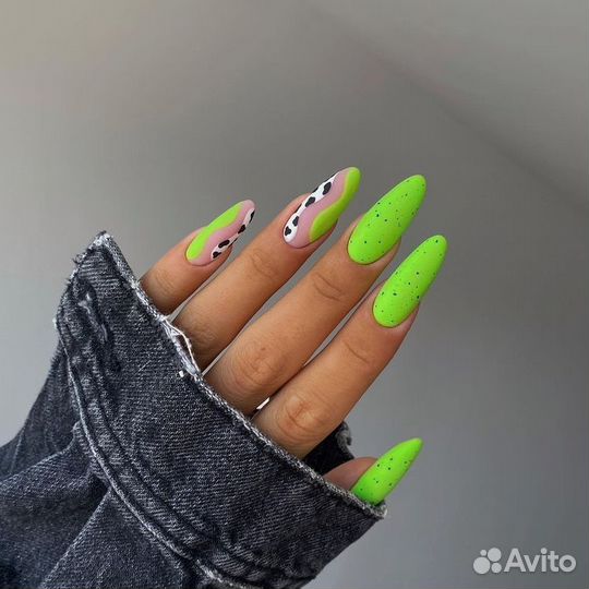 Маникюр педикюр