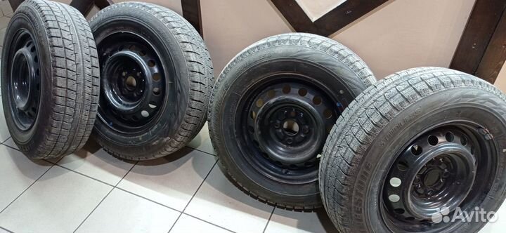 Bridgestone Blizzak Revo GZ 185/70 R14