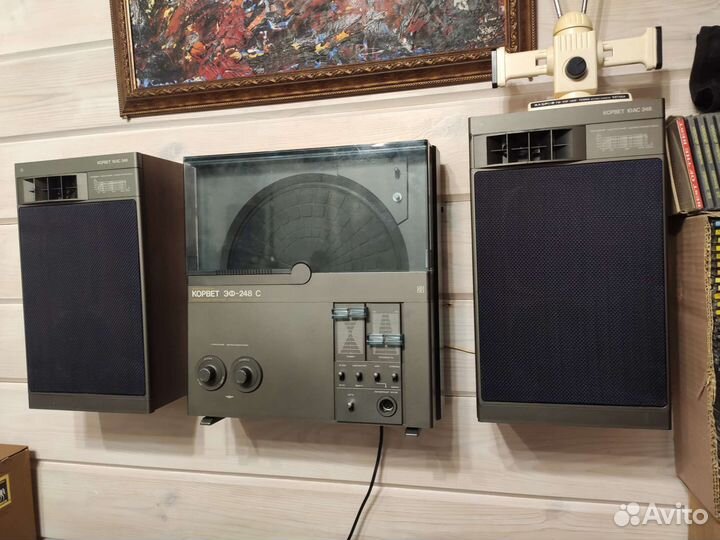 Тангенциальный проигрыватель пластинок Корвет 248