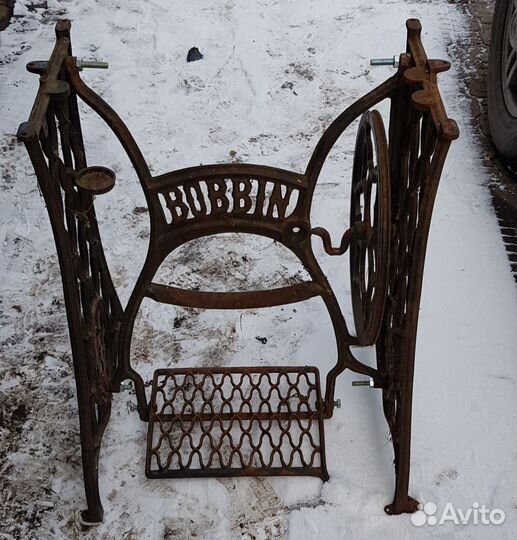 Швейная машинка bobbin