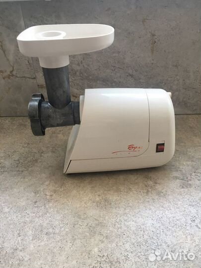 Мясорубка электрическая