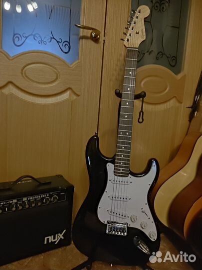 Электрогитара Fender Squire Stratocaster /обмен