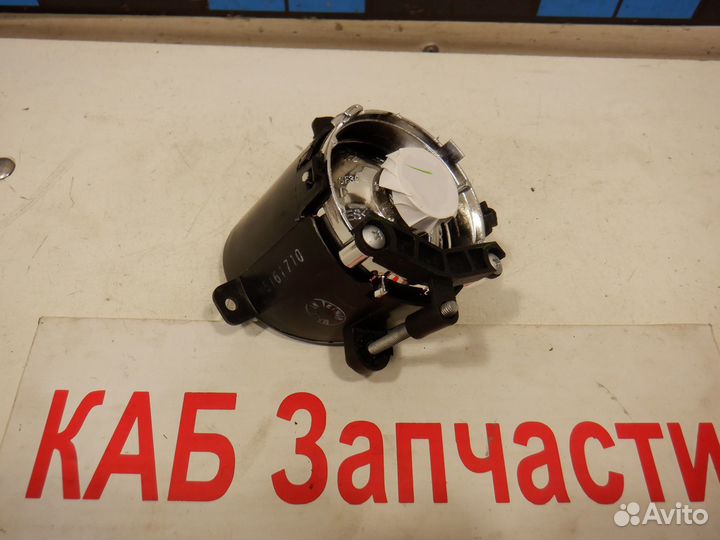 Фара противотуманная правая Ford Mondeo 3