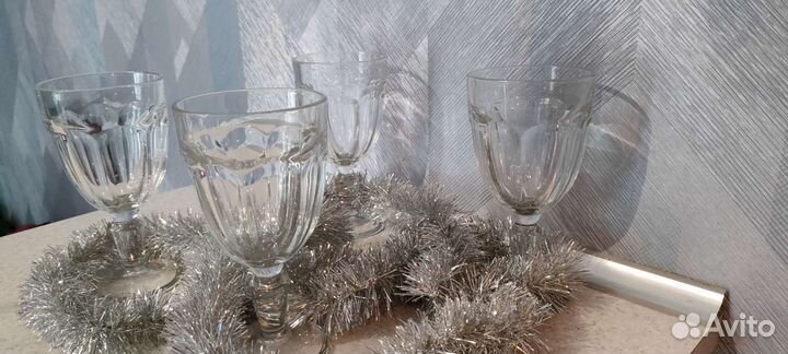 Бокалы большие для вина. Ваза большая