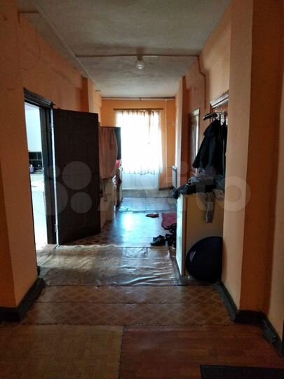 Комната 14,5 м² в 5-к., 2/2 эт.