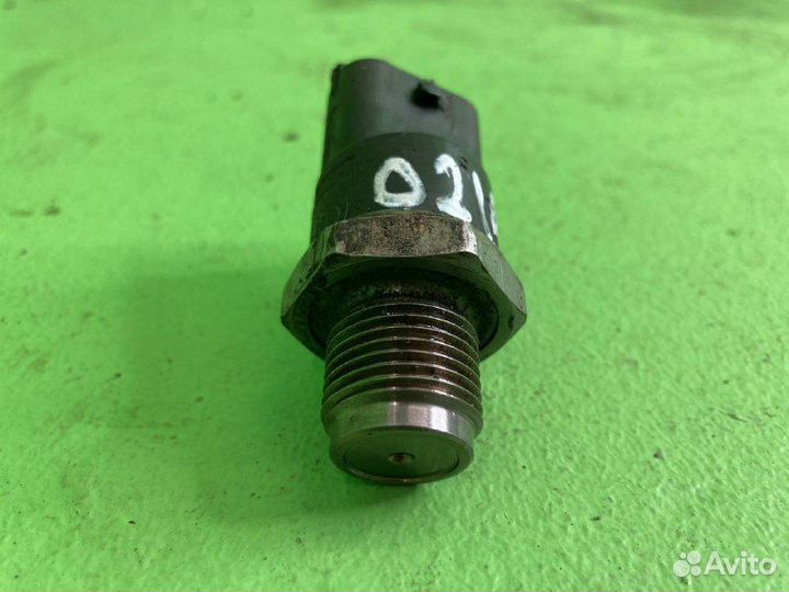 Датчик давления топлива MAN TGA