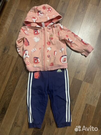 Спортивный костюм adidas