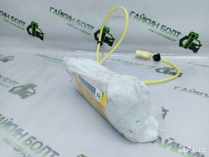 Подушка безопасности в сиденье передняя правая