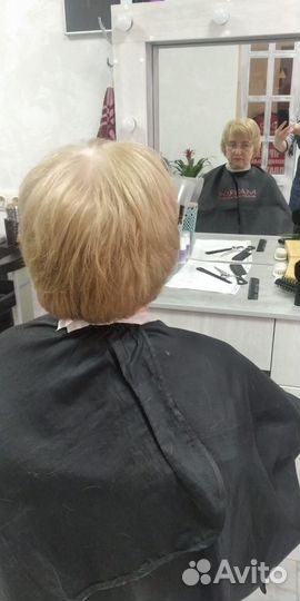 Стрижки, прически