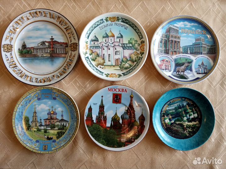 Тарелки настенные сувенирные