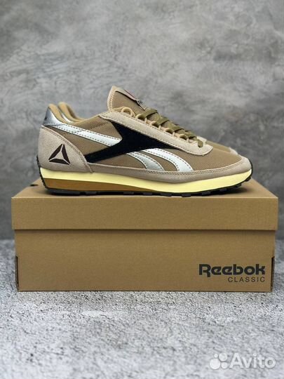 Кроссовки Reebok classic