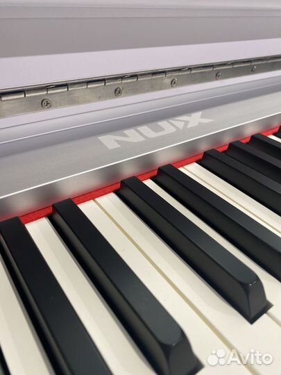 Nux Wk-310 Цифровое пианино