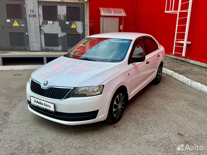 Skoda Rapid 1.6 AT, 2015, 238 500 км