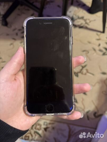 iPhone SE (2020), 64 ГБ