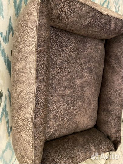 Лежанка для кошек