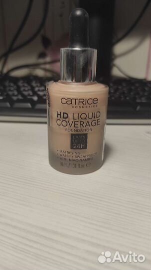 Тональная основа Catrice HQ Liquid Coverage