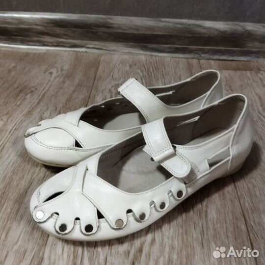 Туфли для девочки 32