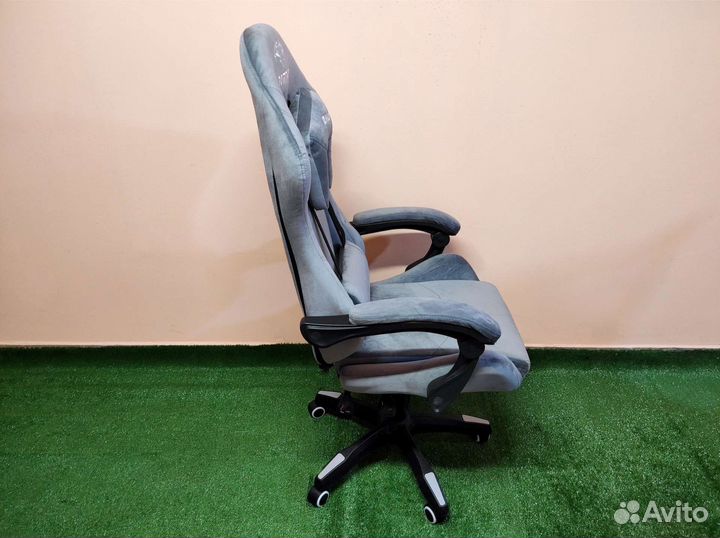 Компьютерное кресло серое
