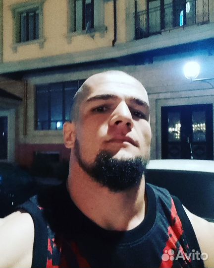 Охранник личная охрана