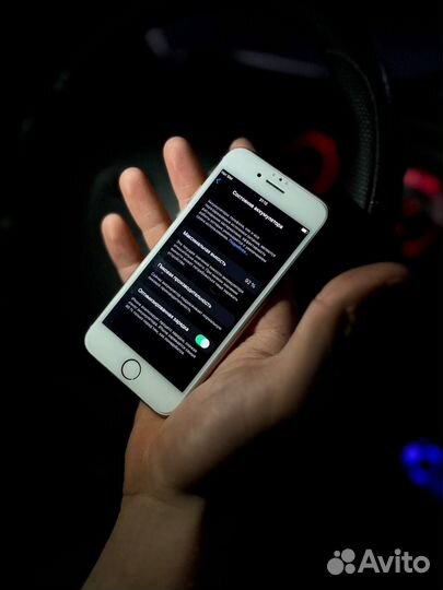 iPhone 8, 64 ГБ